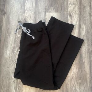 Figs Women’s Black Livingston Basic Scrub Pants